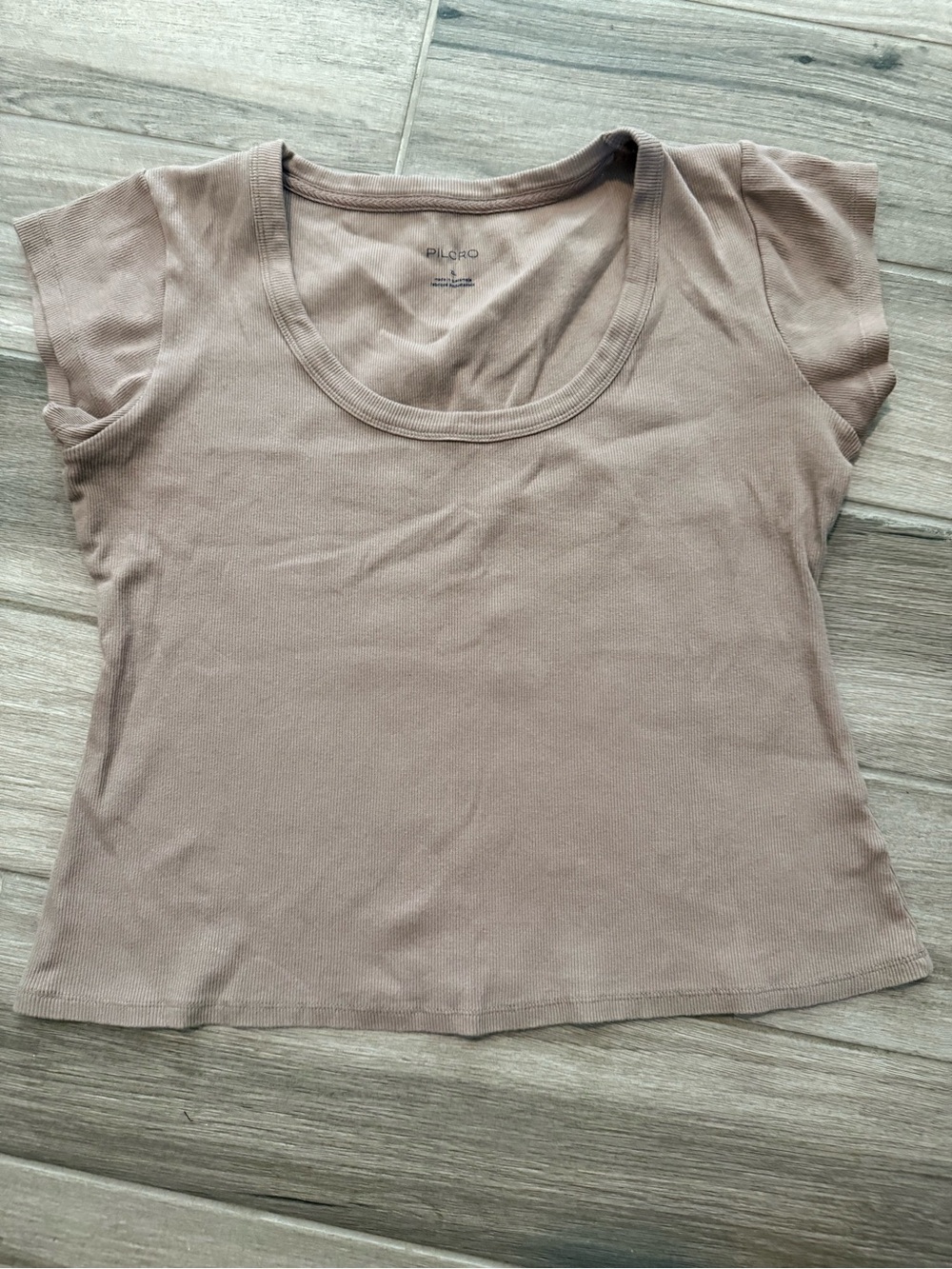 Pilcro Short Sleeve Scoop Neck Tee in tan